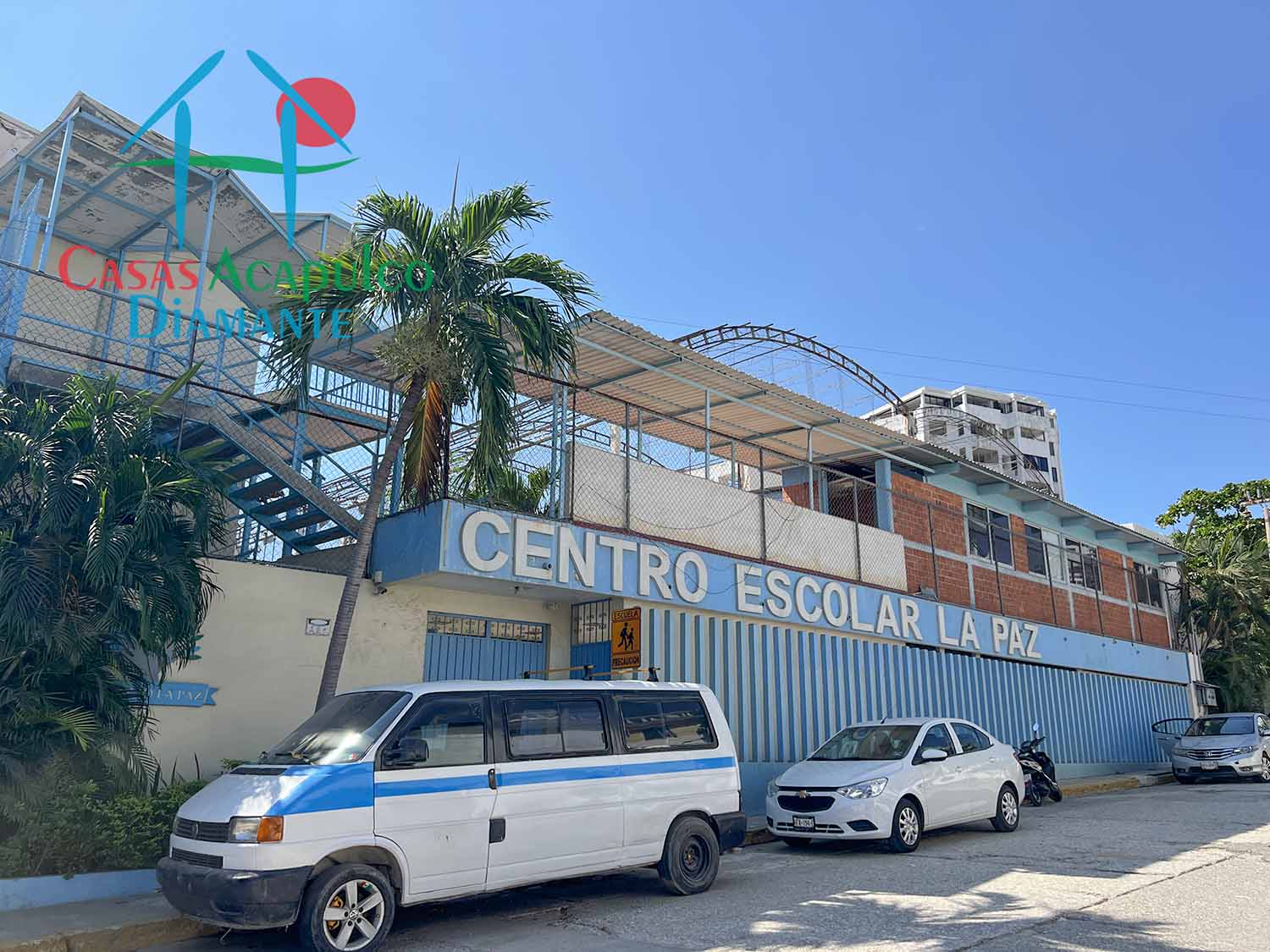 Centro Escolar La Paz sección secundaria